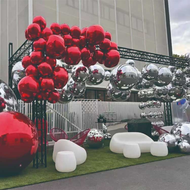 கண்ணாடி பலூன்கள்