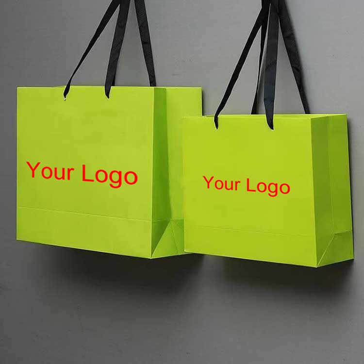 தனிப்பயனாக்கப்பட்ட பரிசுப் பைகள்