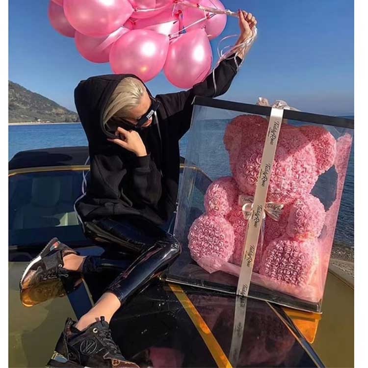 ரோஸ் ஃப்ளவர் டெடி பியர்